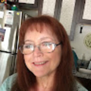 Meet your Posher, Dannette